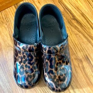Dansko clogs size 39, leopard print